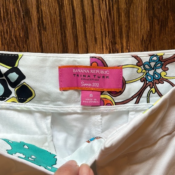 Banana Republic/Trina Turk 8  White Bermuda Shorts Classic Casual Style - Picture 2 of 3